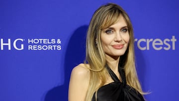 The actress and two-time Oscar winner picked up the Desert Palm Achievement Award for her portrayal of Maria Callas in Pablo Larraín’s biopic.