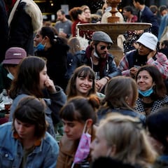 La COVID-19 repunta en 45 grandes ciudades españolas