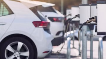 Los autos híbridos pierden beneficios en la Ciudad de México, a partir del 2026 deberán pagar la verificación, cumplir con el Hoy No Circula y le dicen adiós al holograma exento.