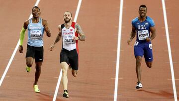 Athletics - World Athletics Championships - Men's 200 Metres Final - London Stadium, London, Britain – August 10, 2017. Ramil Guliyev of Turkey wins the final ahead of Isaac Makwala of Botswana and Isiah Young of the U.S. REUTERS/John Sibley