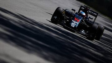 Fernando Alonso con el McLaren en Canadá.