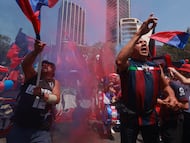 La afición del Atlante celebra el cumpleaños de su equipo