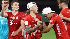 Lucas, en el centro, celebrando el t&iacute;tulo de campe&oacute;n de la Bundesliga del Bayern. 