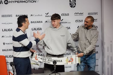 Marc Domènech y José Campaña, decibelios para el Superferry