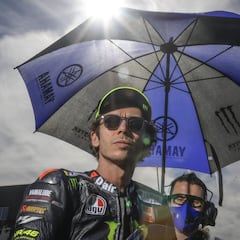 El año de Mir también conquista a una leyenda como Rossi