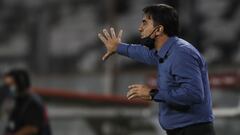 "No me fui en el momento más difícil, menos me iré ahora"