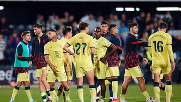 Caras largas en los jugadores del Almer¨ªa.