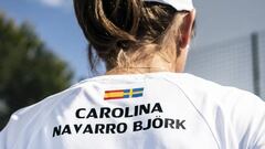 La camiseta de Carolina Navarro en su espalda con las banderas de España y Suecia.