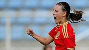 España firma su pase a segunda ronda