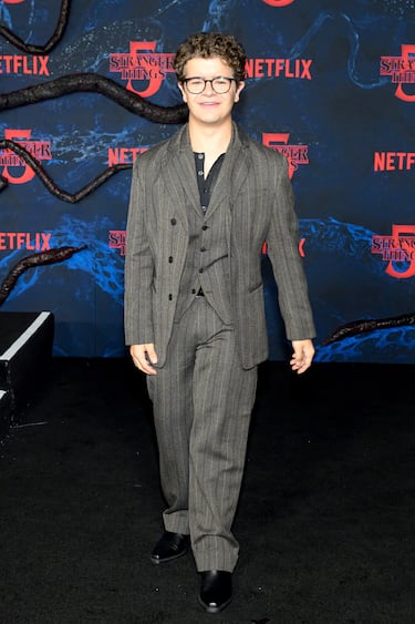 El actor que interpreta a Dustin Henderson en 2025.