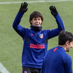 Simeone cita a 19 futbolistas ante el Sevilla: Giménez vuelve