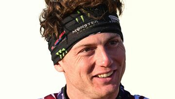 Tosha Schareina antes del comienzo de la Etapa 9 del Dakar.