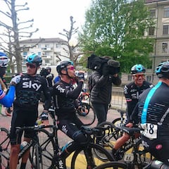 La UCI estudia una sanción para Moscon por sus insultos racistas