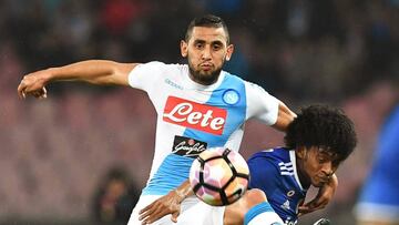 Faouzi Ghoulam con el N&aacute;poles. 