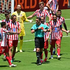 Cómo funciona el ciclo de tarjetas amarillas en el Mundial de Clubes y con cuántas hay sanción