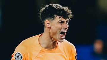 LONDON, ENGLAND - OCTOBER 05: Kepa Arrizabalaga of Chelsea celebrates after Pierre-Emerick Aubameyang of Chelsea (not pictured) scores their sides second goal during the UEFA Champions League group E match between Chelsea FC and AC Milan at Stamford Bridge on October 05, 2022 in London, England. (Photo by Catherine Ivill/Getty Images)