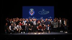El Villarreal presenta su centenario al ritmo de Nacho Cano y su camiseta conmemorativa