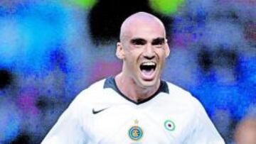 <b>GOLEADOR. </b>Choutos celebrá un gol con la camiseta del Inter.