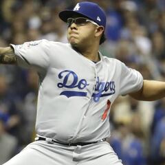 Julio Urías perdió a su abuela, y Dodgers le dedicaron discurso