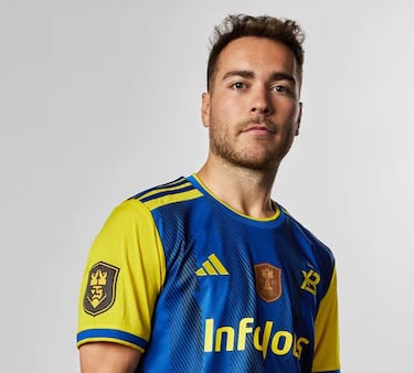 Así son las nuevas camisetas de la Kings League presentadas en los Premios Corona de Oro