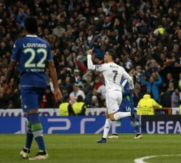 Cristiano celebra el 2-0 al Wolfsburgo en el partido de vuelta de los cuartos de final de la Champions League. 