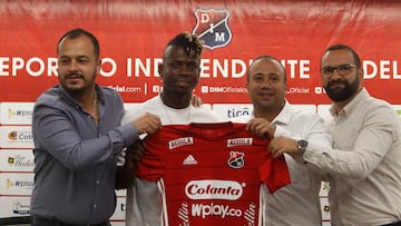 Déinner Quiñones fue presentando como nuevo jugador de Independiente Medellín.