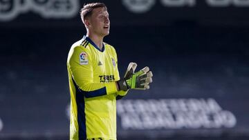 Marcin Bulka, con “valores positivos” de Covid-19