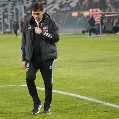 “Me da vergüenza”: Gustavo Quinteros responde a sus últimos críticos