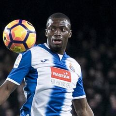 Diop no garantiza que vaya a seguir en el Espanyol