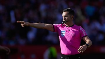 Los árbitros anuncian medidas tras la aparición de una pancarta amenazante