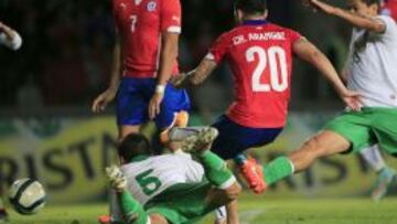 Charles Aránguiz suma cuatro goles en su carrera con la selección chilena.