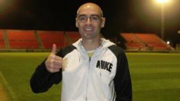 <b>ESPERANZA. </b>Infante, del Mirandés, posa en Anduva.