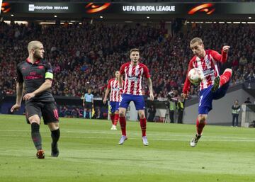 Diego Costa anotó el 1-0. Pase de Griezmann.