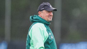 El técnico Rafa Benítez, durante un entrenamiento del Celta.