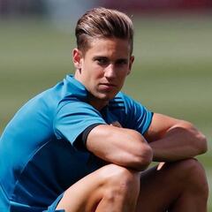 La Premier seduce a Llorente