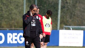 Natxo cumplió 30 partidos ante el Almería