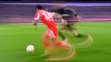 Lucho habla de su adaptación al Bayern, Kane y su presente.