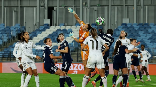 Weir destroza la vendetta de Chavas