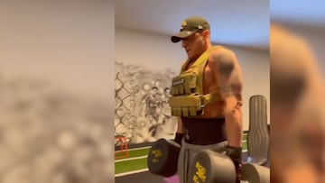 Su nueva apariencia raya mucho con el recuerdo de su época de jugador.