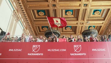 Don Garber encabez&oacute; el evento donde se anunci&oacute; que la ciudad de Sacramento contar&iacute;a con un equipo en la liga m&aacute;s importante de Estados Unidos y Canad&aacute;.