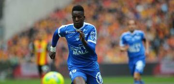 10.- (Montreal Impact) 1.94 metros