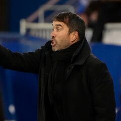 Coudet: “Tenemos que hacer un partido casi perfecto para traernos algo de allí”