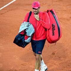 El director de Roland Garros defiende el abandono de Federer