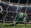 Inglaterra gana y manda de golpe en la Champions League