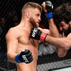 Zabit se impone a Kattar en Rusia para 'pedir cita' por el título