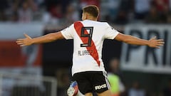 Julián Álvarez pide paso en River
