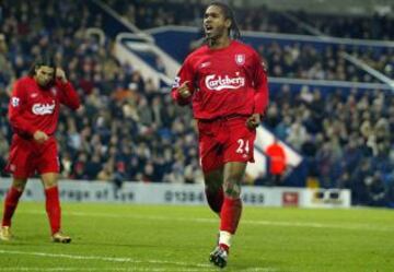 Florent Sinama Pongolle fue la gran estrella del Mundial del 2001, en la que llevó a Francia su primera corona. Luego, su carrera nunca pudo consolidarse y actualmente juega en la MLS.