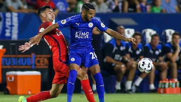 Riyad Mahrez con el Leicester.