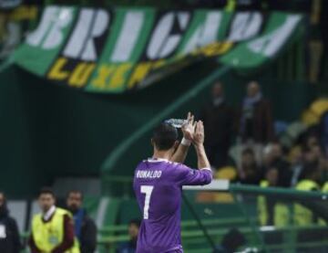 Cariñoso homenaje del Sporting de Portugal a Cristiano Ronaldo durante el partido de Champions en noviembre de 2016
