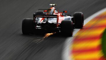 SPA, BELGIUM - AUGUST 26: Stoffel Vandoorne of Belgium driving the (2) McLaren Honda Formula 1 Team McLaren MCL32 on track during final practice for the Formula One Grand Prix of Belgium at Circuit de Spa-Francorchamps on August 26, 2017 in Spa, Belgium. (Photo by Dan Mullan/Getty Images)